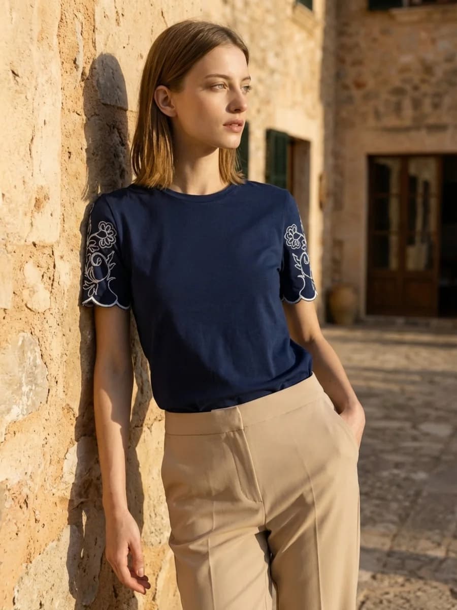 Elle Women Blue Solid Regular Fit Pure Cotton T-Shirt