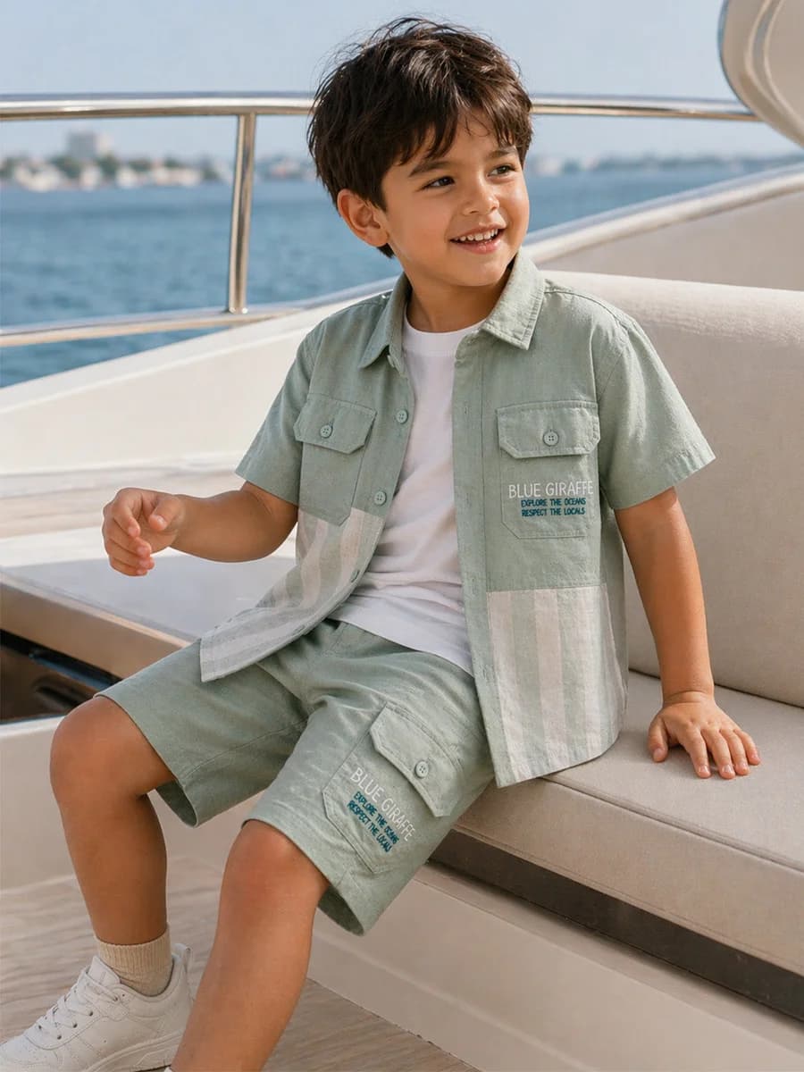 Blue Giraffe Boys Green Colorblock Regular Fit Shirt