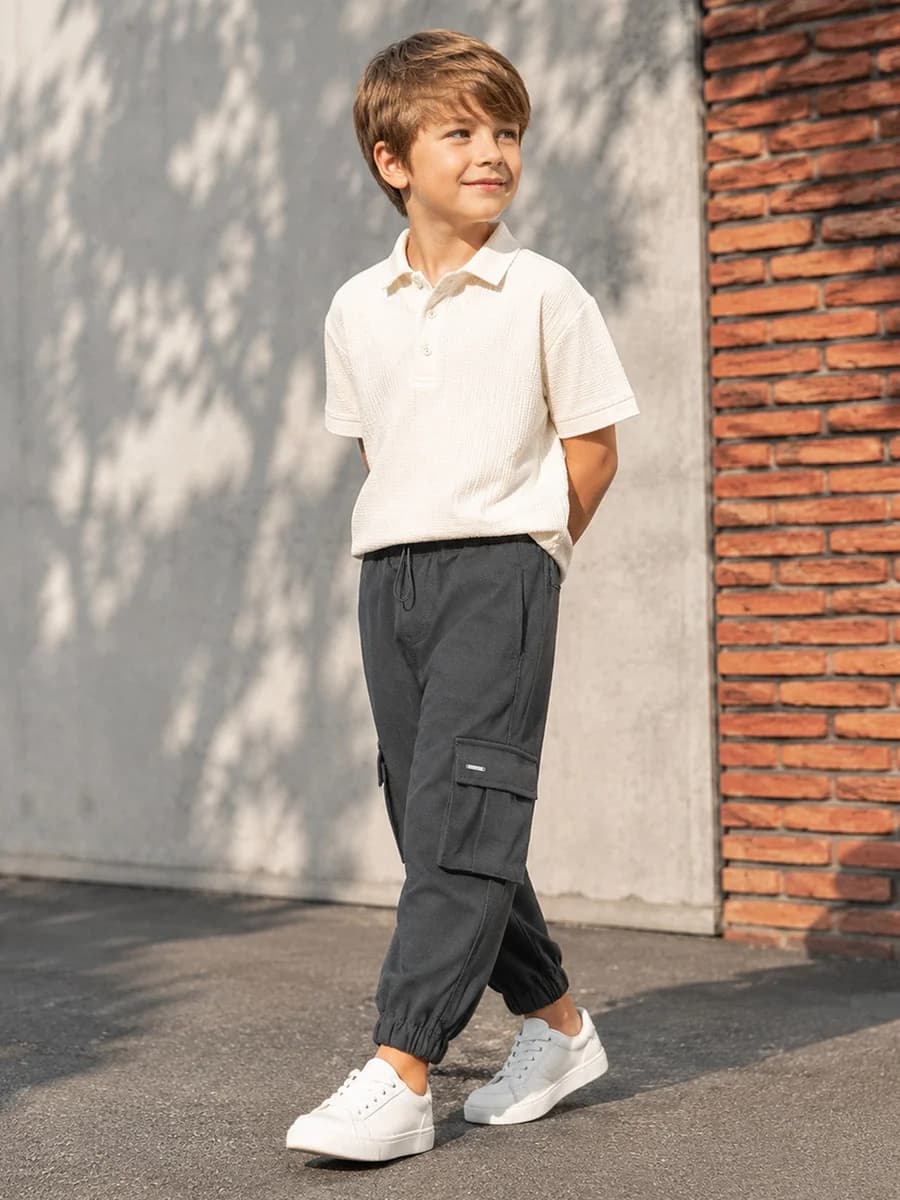 Blue Giraffe Boys Grey Solid Regular Fit Jogger