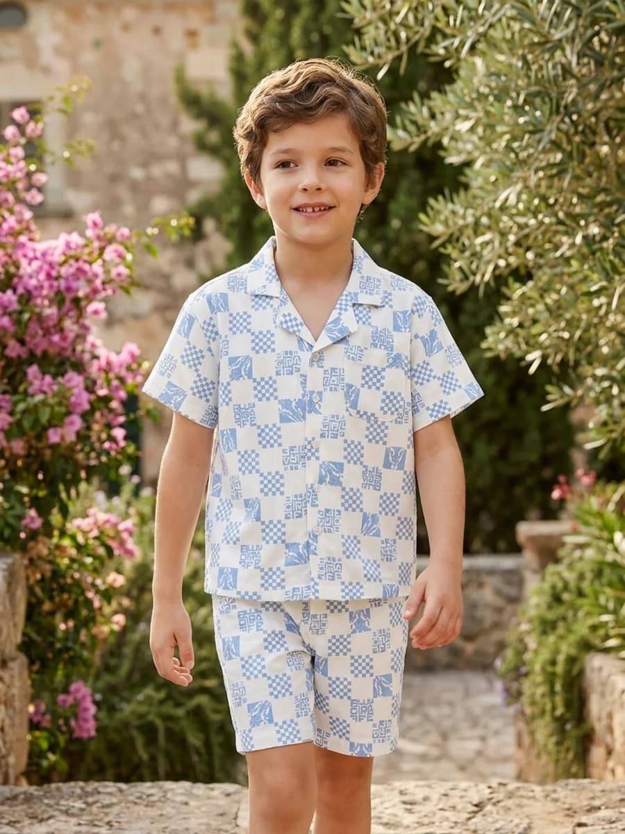 Blue Giraffe Kids White Printed Resort Collar Shirt